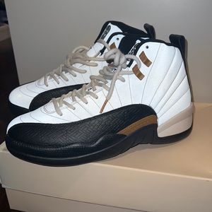 Jordan, retro 12 varsity. Size 9 mens